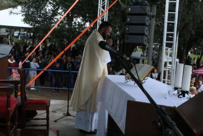 Missa em louvor ao Bom Jesus em Campo Mendes teve o Pároco Sebastião presidindo com liturgia da Rádio Campo Aberto